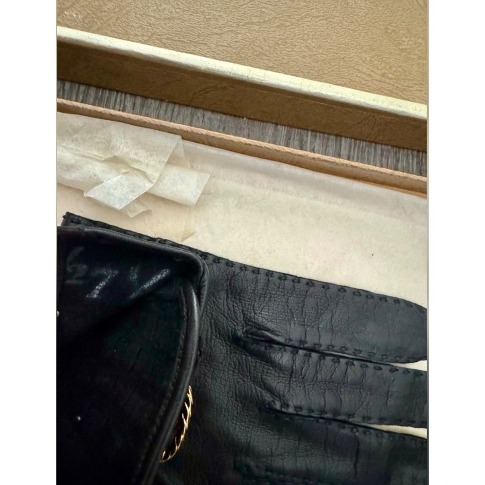 Gucci Vintage Woven Black Leather Gloves - Picture 3 of 5
